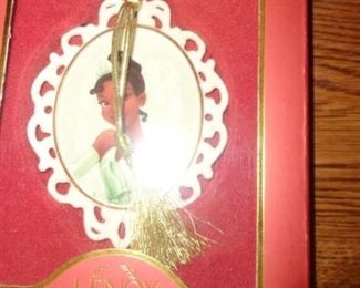 PLL 752 Lenox Disney Ornament @ $10