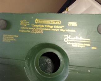 PLL 805 Thomas Kinkade Hawthorne Village "Lamplight Village School" @ $10