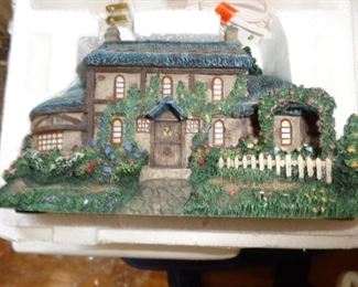 PLL 811 Thomas Kinkade Hawthorne Village "Julianne's Cottage" @ $10