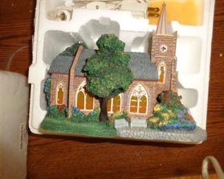 PLL 822 Thomas Kinkade Hawthorne Village "Windermer Church" @ $10