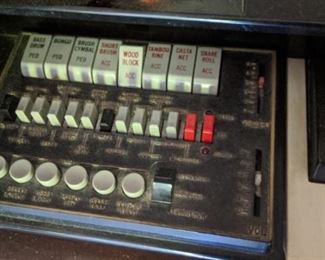 PLL #122 - Conn Organ lights up, but needs repair $200