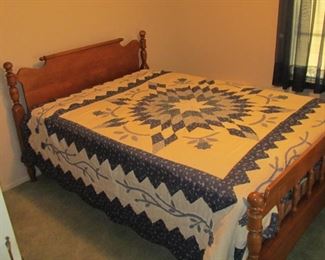 Full Size Bed with Mattress and Boxspring