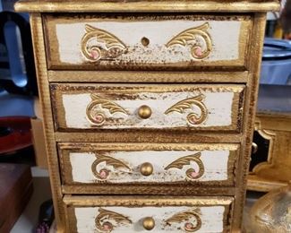 Vintage 4 drawer mini dresser shaped jewelry box 