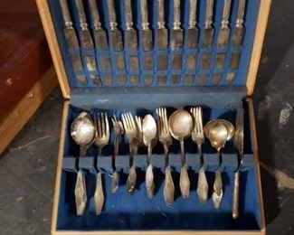 Holmes & Edwards 70 pc. Super Plate Inlaid Silver plated flatware set in wooden case service of 12   