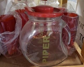 New Piper Hiedseick sangria pitcher & 5 red slanted shaped glasses  