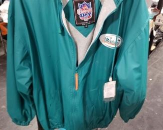 Miami Dolphin New with tags Game Day Jacket Size Medium 