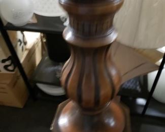 2 Wooden table lamps 