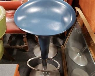 (2) Made in Italy Vintage Resin adjustable chairs 
