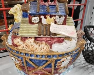 Noah's ark 2 pc. cookie jar  