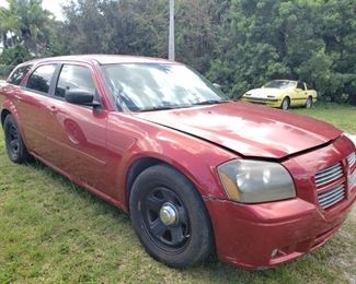 04 Dodge Magnum wagon