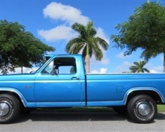 82 F100 Pickup