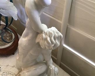 Lacoon porcelain
Hallmark DJ, Copenhagen,Denmark
13"h x 6" wide
$ 60
