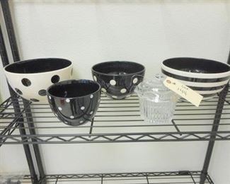 Lot 144 4 Ceramic bowls 1 glass cup cake dish