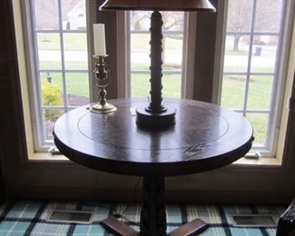 Romweber table and lamp
