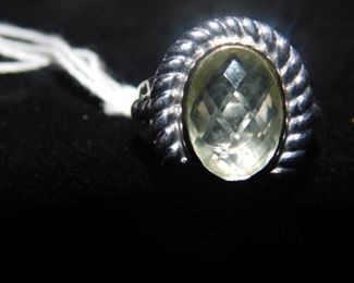Ring with 14 kT Bezel