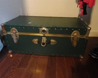 Locker trunk