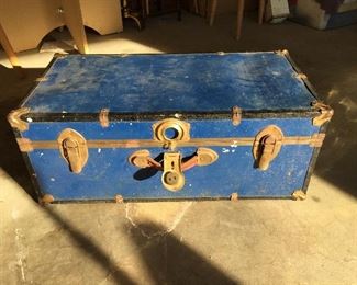 Vintage Military Style Trunk
