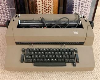 Vintage Electric IBM Typewriter