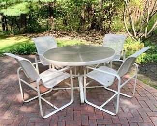 Outdoor / Garden / Patio Dining Table & 4 Chairs