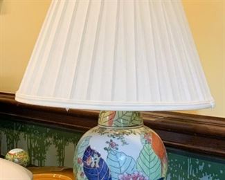 Asian / Chinese Ginger Jar Table Lamp
