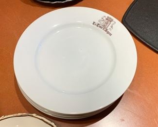 Dinnerware / Dishes / Plates