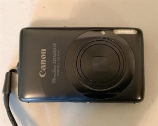 Canon PowerShot SD1400 IS Camera
