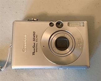 Canon PowerShot SD450 Camera