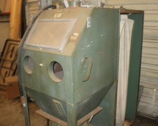 Sandblasting machine MAKE OFFER!