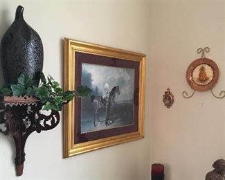 NICE WALL DECOR & ART SCATTERED THROUGHOUT THIS FINE HOME.