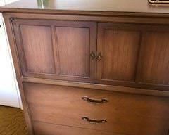 Estate Bedroom Broyhill Chest