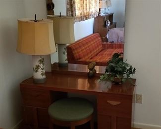 Estate antique dresser, lamp, stool