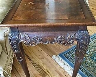 Antique English Tea Table https://ctbids.com/#!/description/share/352577