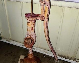 Vintaqe Pump