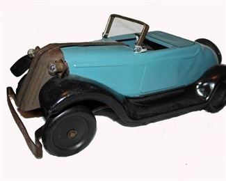 TOY AUTO  BLUE BLACK FENDERS CONVERTIBLE