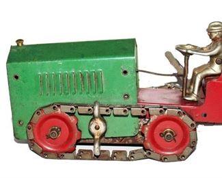 TOY 105 STRUCTO TRACTOR WITH DRIVER