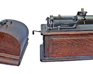 MUSIC PHONOGRAPH TRIUMPH