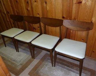 Mid-Century dining  table with chairs
