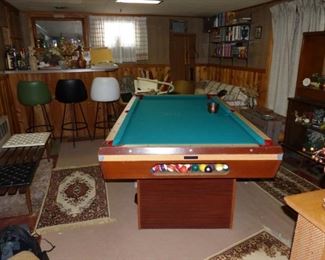 Bar size pool table
