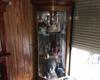 Figurines/ Corona Cabinet