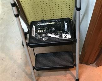 2 STEP LADDER