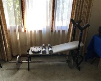 WEIGHT BENCH