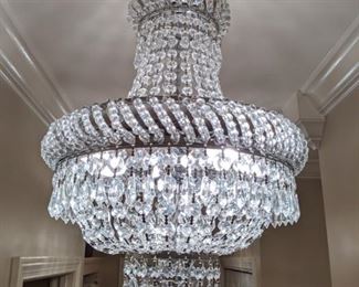 Close-up of the "crown" chandelier. 