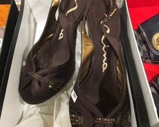 NINA LOW HEEL SHOES SIZE 7.5M-$40