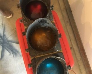 EAGLE SIGNAL CORP TRAFFIC LIGHT-$175