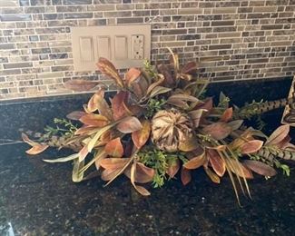 FLORAL ARRANGEMENT FROM LINLEY-$40