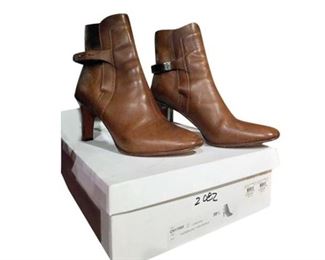 27. Chloe Tuscan Calf Ladies Ankle Boots Sz 39.5 or US 8.5M