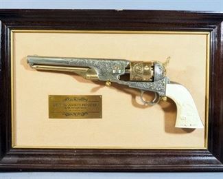 Franklin Mint General Custer's Revolver Cal .36 Single Action Replica, With Frame, This Is A Non-Firing Replica But Has The Heft Of An Actual Firearm
