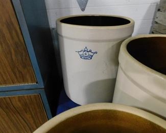 Blue Crown stone ware pottery 4 gallon crock