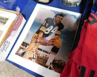 Carol Dale signed photo Packers