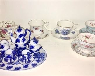 Cups & saucers, vintage child's tea set